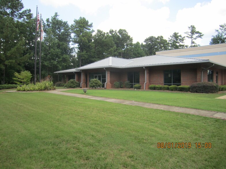 107 International Dr, Peachtree City, GA à louer - Photo de l’immeuble – Image 1 sur 10