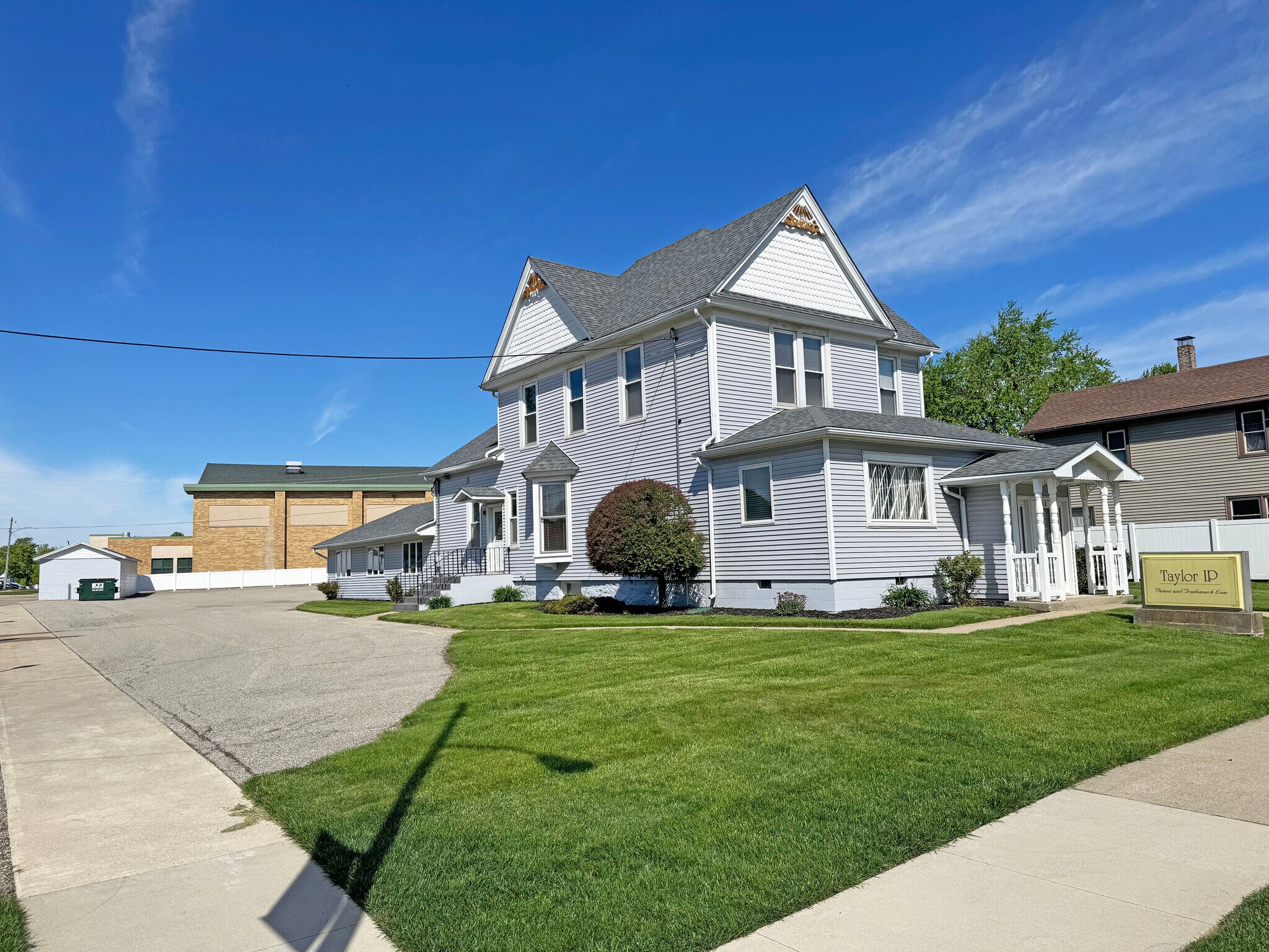142 S Main St, Avilla, IN à vendre Photo de l’immeuble– Image 1 sur 10