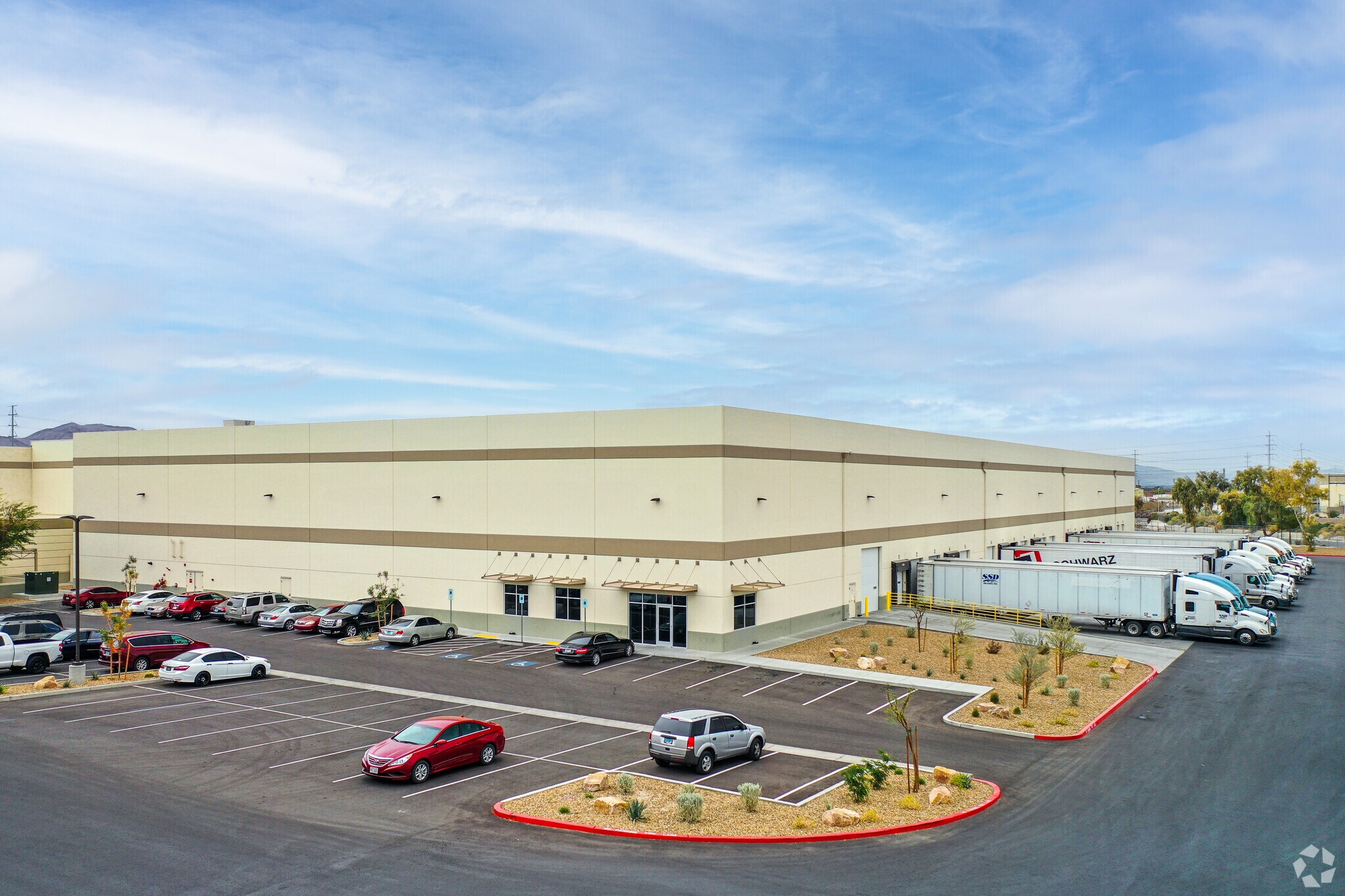 4141 Distribution Cir, North Las Vegas, NV à louer Photo de l’immeuble– Image 1 sur 6