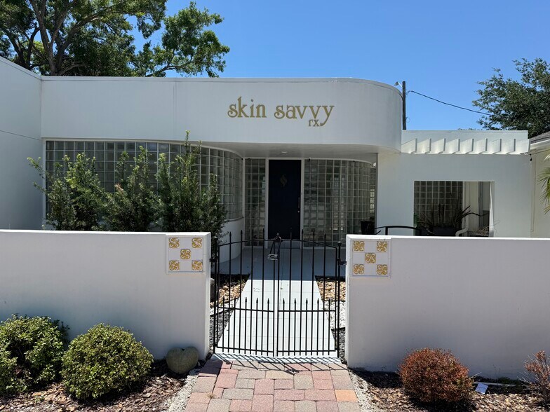 2802 W Azeele St, Tampa, FL à louer - Photo de l’immeuble – Image 3 sur 4