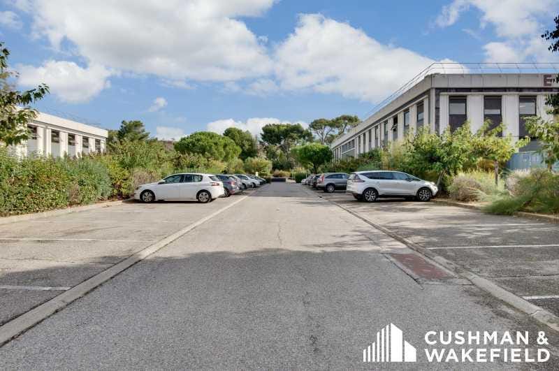 Bureau dans Vitrolles à louer - Photo de l’immeuble – Image 2 sur 10