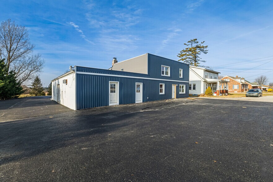 1482 Seven Valleys Rd, York, PA à vendre - Photo de l’immeuble – Image 2 sur 45