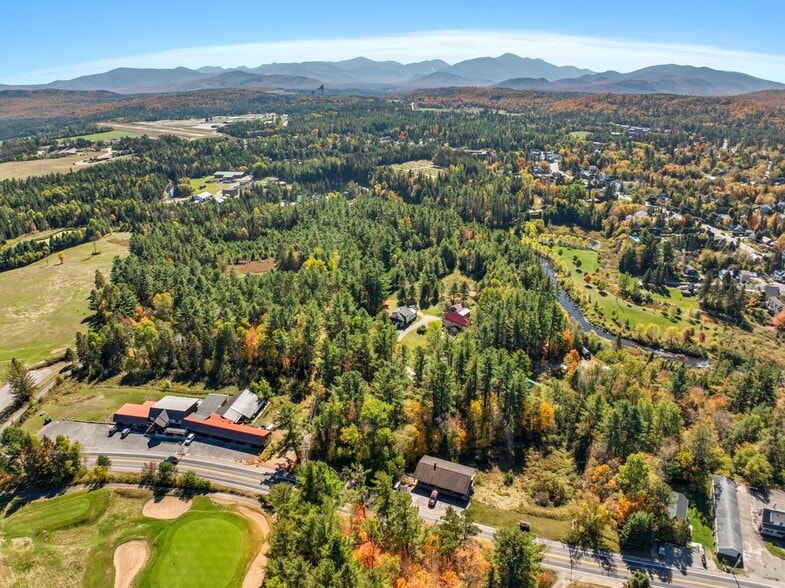 50-56 Alpine Ln, Lake Placid, NY à vendre - Aérien – Image 2 sur 32