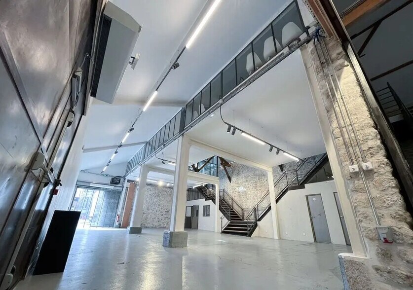 Bureau dans Vitry-sur-Seine à louer - Photo de l’immeuble – Image 3 sur 16