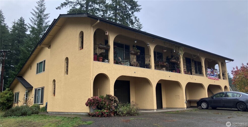 1125 N 13th St, Shelton, WA à vendre - Photo de l’immeuble – Image 3 sur 10