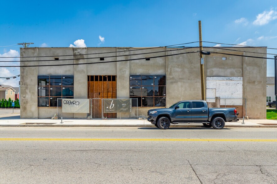 615 E Main St, Chattanooga, TN à louer - Photo de l’immeuble – Image 2 sur 30