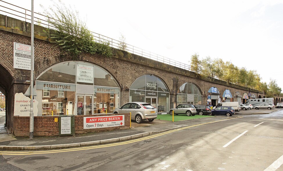 Kitchen St, Chester à louer - Photo de l’immeuble – Image 1 sur 2
