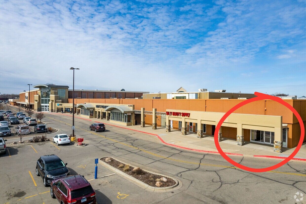 4101 W Division St, Saint Cloud, MN à louer Photo de l’immeuble– Image 1 sur 1