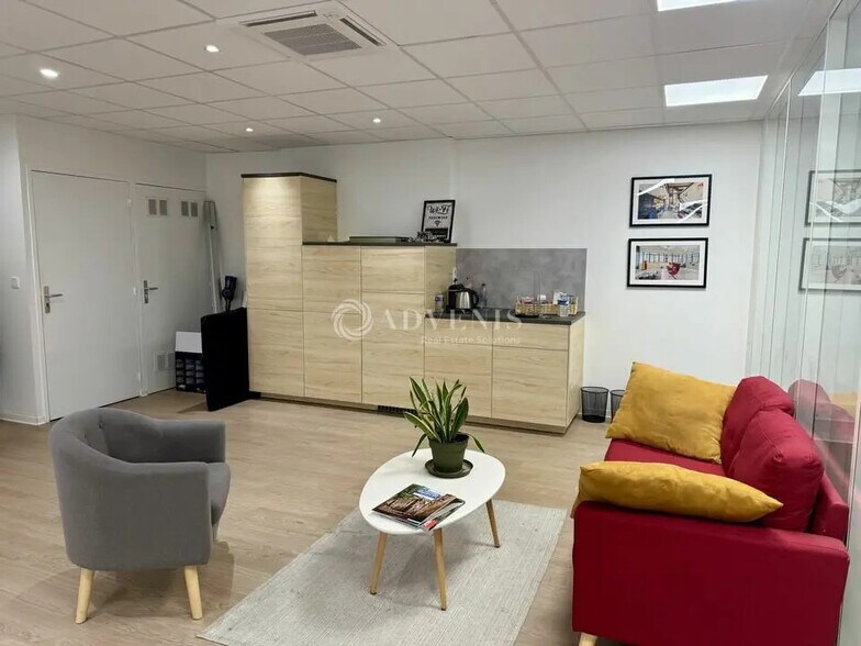 Bureau dans Caluire-et-Cuire à louer - Photo intérieure – Image 2 sur 8