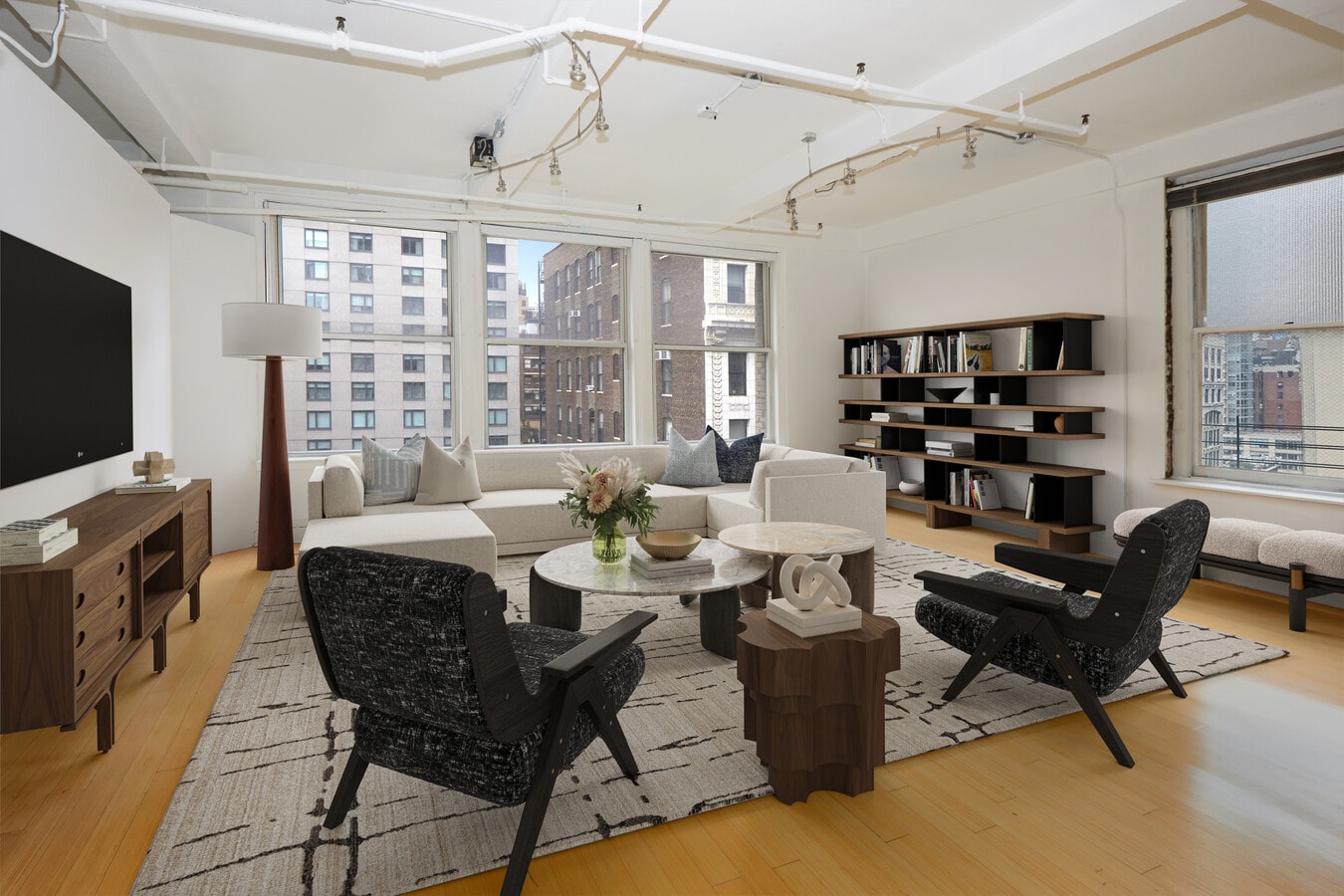 144-152 W 27th St, New York, NY 10001 - Lot 10F -  - Photo intérieure - Image 2 of 5
