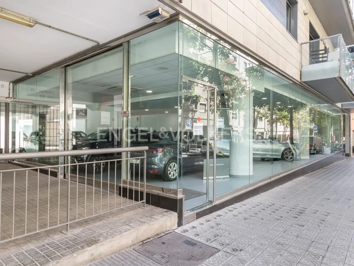 Local commercial dans Barcelone, Barcelona à louer Photo intérieure– Image 1 sur 8