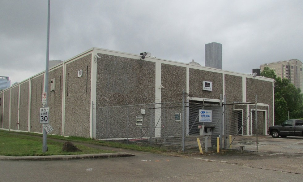 103 N Jackson St, Houston, TX à louer - Photo de l’immeuble – Image 2 sur 5