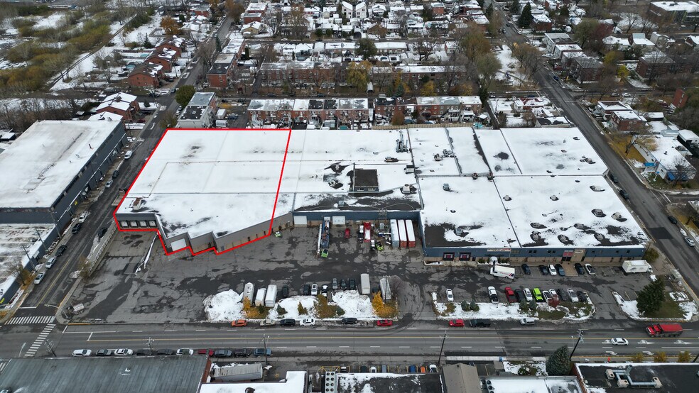 215 Av Marien, Montréal, QC à vendre - Photo de l’immeuble – Image 2 sur 16