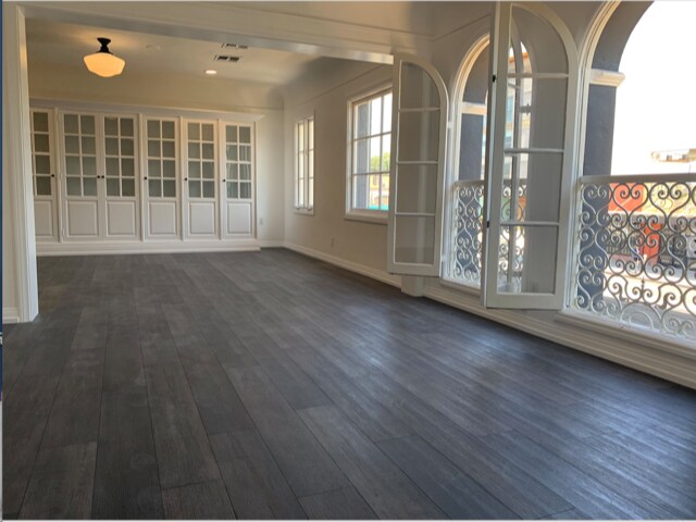 617 S La Brea Ave, Los Angeles, CA à louer - Photo de l’immeuble – Image 1 sur 25