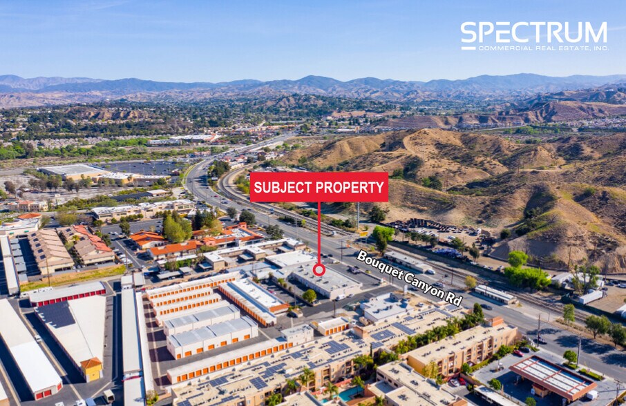 26057-26069 Bouquet Canyon Rd, Valencia, CA à louer - Photo de l’immeuble – Image 2 sur 8