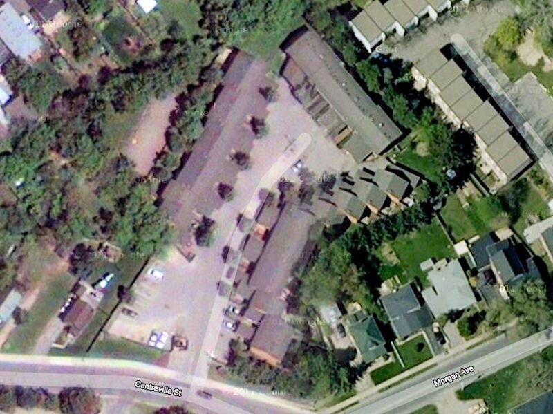 98 Unit Portfolio - Kitchener/ Cambridge portefeuille de 3 biens à vendre sur LoopNet.fr Photo principale– Image 1 sur 3