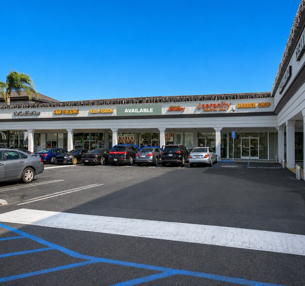 17490 Hawthorne Blvd, Torrance, CA à louer - Photo de l’immeuble – Image 3 sur 4