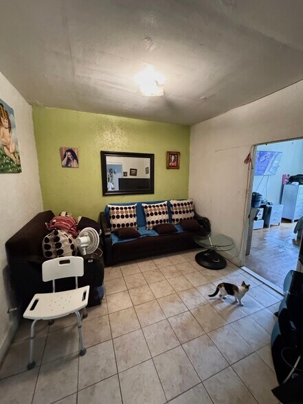 9518 Jamaica Ave, Woodhaven, NY à vendre - Photo de l’immeuble – Image 2 sur 6