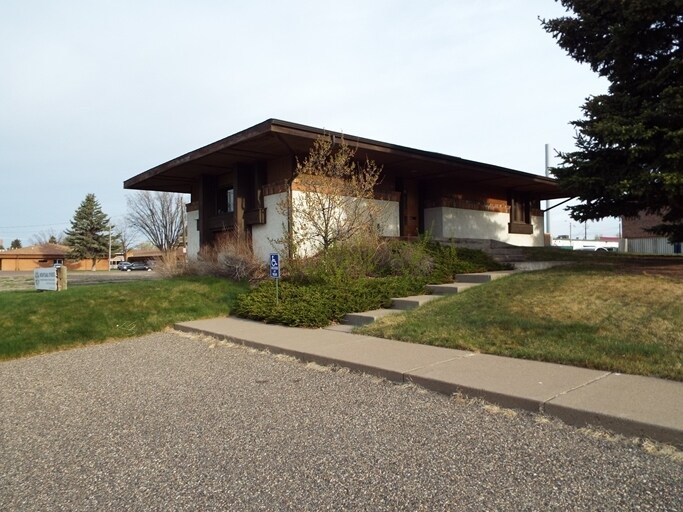 2415 13th Ave S, Great Falls, MT à vendre Photo de l’immeuble– Image 1 sur 5
