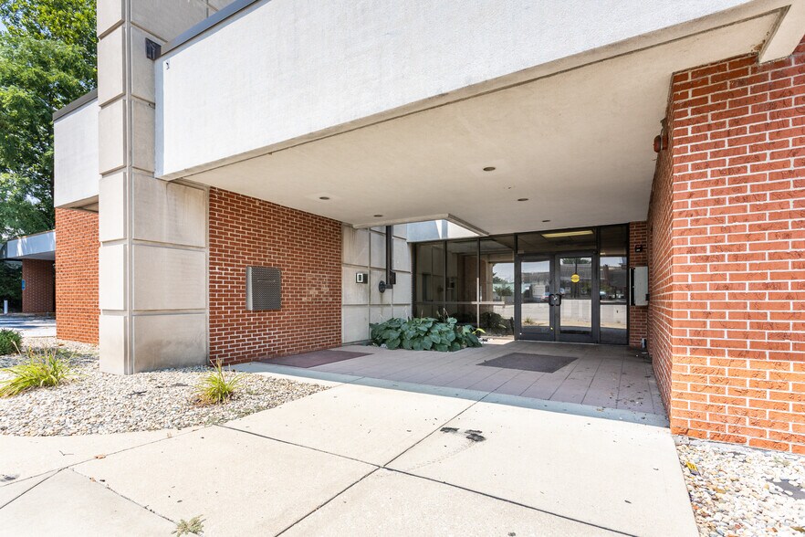 1520 Washington Ave, Alton, IL à vendre - Photo de l’immeuble – Image 3 sur 22