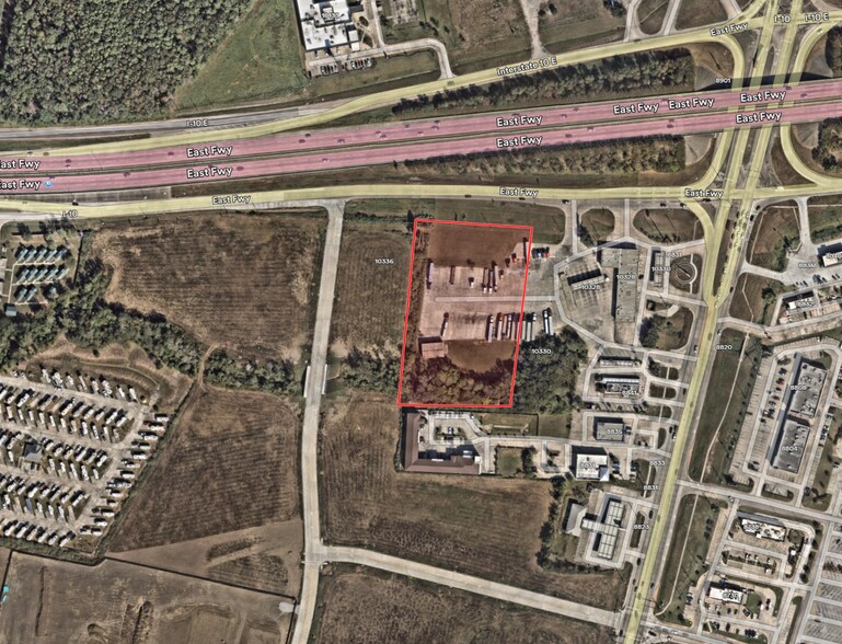 10330 Interstate 10 E, Baytown, TX à vendre - Photo principale – Image 1 sur 4