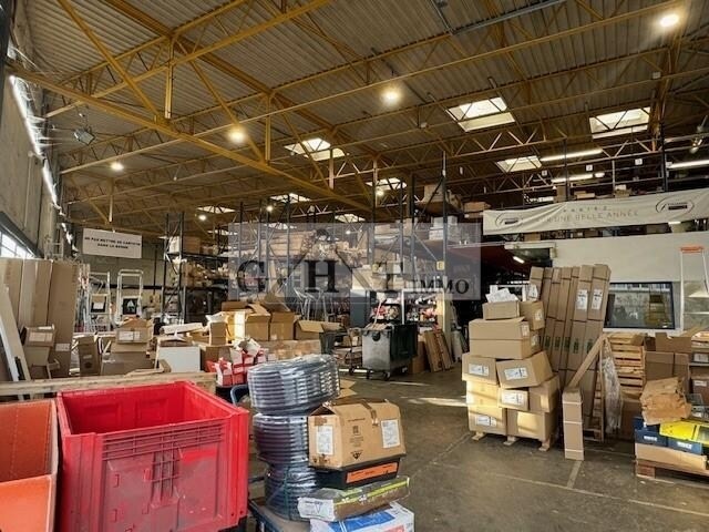 Industriel/Logistique dans Morangis à vendre - Photo intérieure – Image 2 sur 8