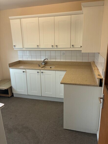 Unit 18A County Rd, Brackley à louer - Photo de l’immeuble – Image 2 sur 7