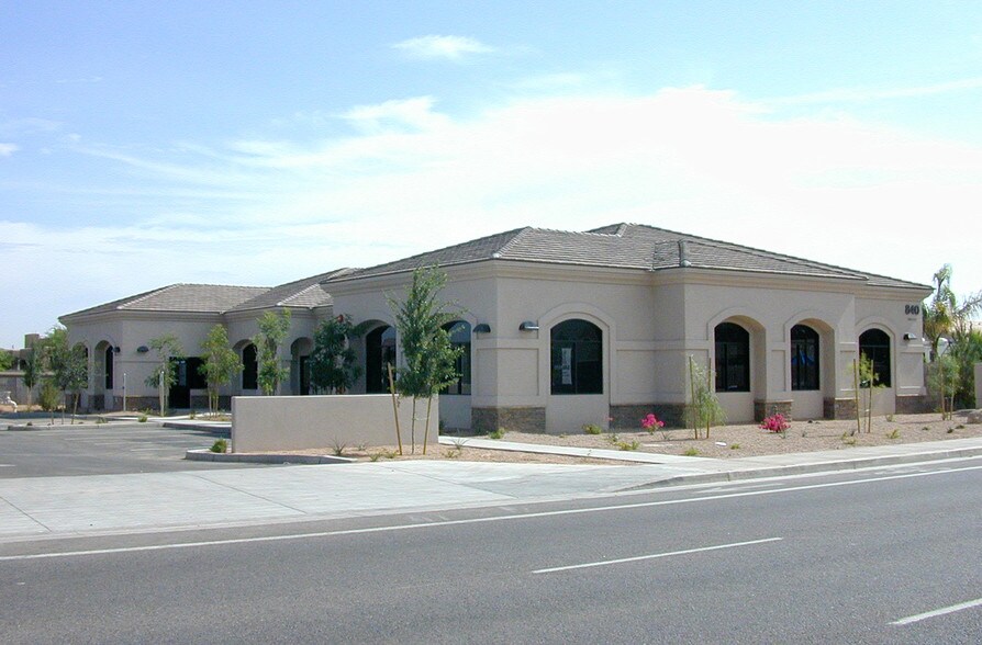 840 E McKellips Rd, Mesa, AZ à louer - Photo de l’immeuble – Image 2 sur 7