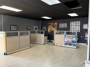 9624-9626 Artesia Blvd, Bellflower, CA à louer Photo intérieure– Image 1 sur 11