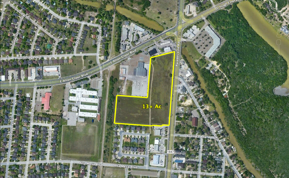 Paredes Line Rd, Brownsville, TX à vendre - Aérien – Image 1 sur 1