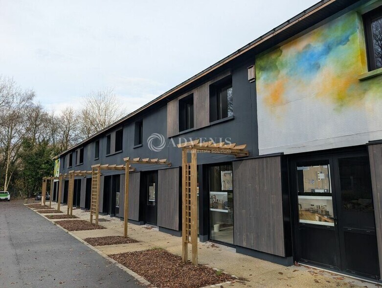 Local d’activités dans Saint-Samson-sur-Rance à louer - Photo de l’immeuble – Image 2 sur 6