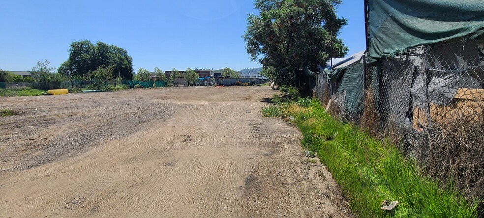 11457 El Nopal, Lakeside, CA à louer - Photo de l’immeuble – Image 3 sur 12