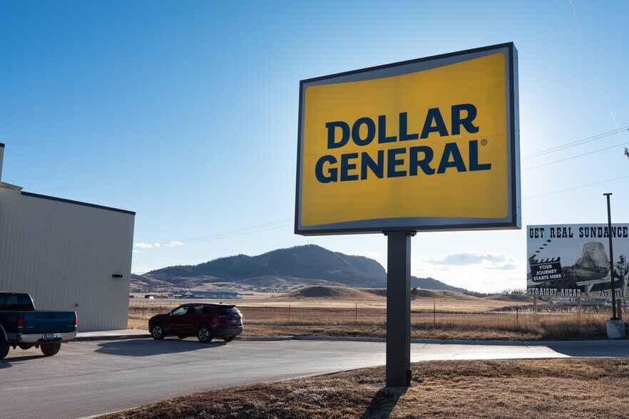 2714 E Cleveland St, Sundance, WY à vendre - Photo de l’immeuble – Image 3 sur 3