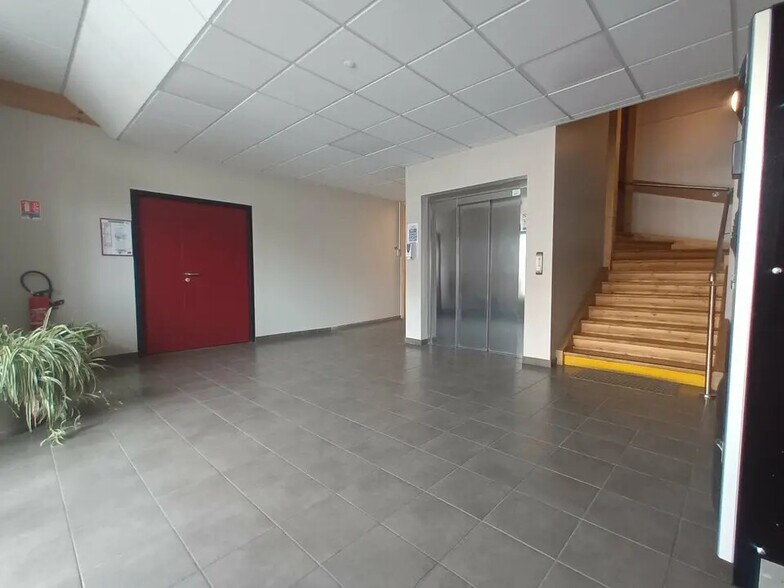 Bureau dans Le Havre à louer - Photo de l’immeuble – Image 3 sur 6