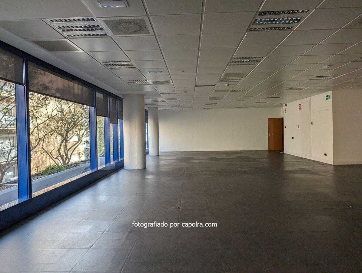 Avinguda dels Vents, 9-13, Badalona, BAR 08917 - Lot 1 -  - Photo intérieure - Image 1 of 13