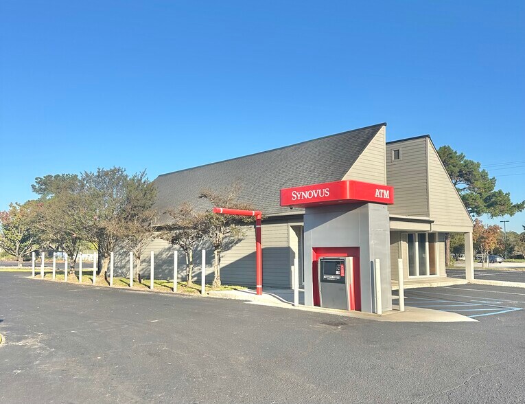 301-305 N Goose Creek Blvd, Goose Creek, SC à louer - Photo de l’immeuble – Image 2 sur 19