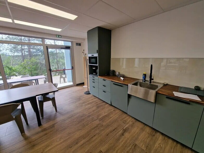 Industriel/Logistique dans Valbonne à louer - Photo intérieure – Image 3 sur 5