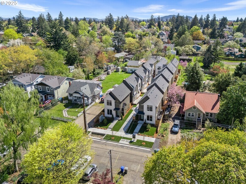 6014 Mason St, Portland, OR à vendre - Photo principale – Image 1 sur 17