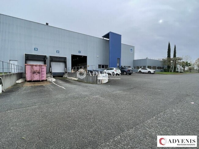 Plus de détails pour Industriel/Logistique à louer