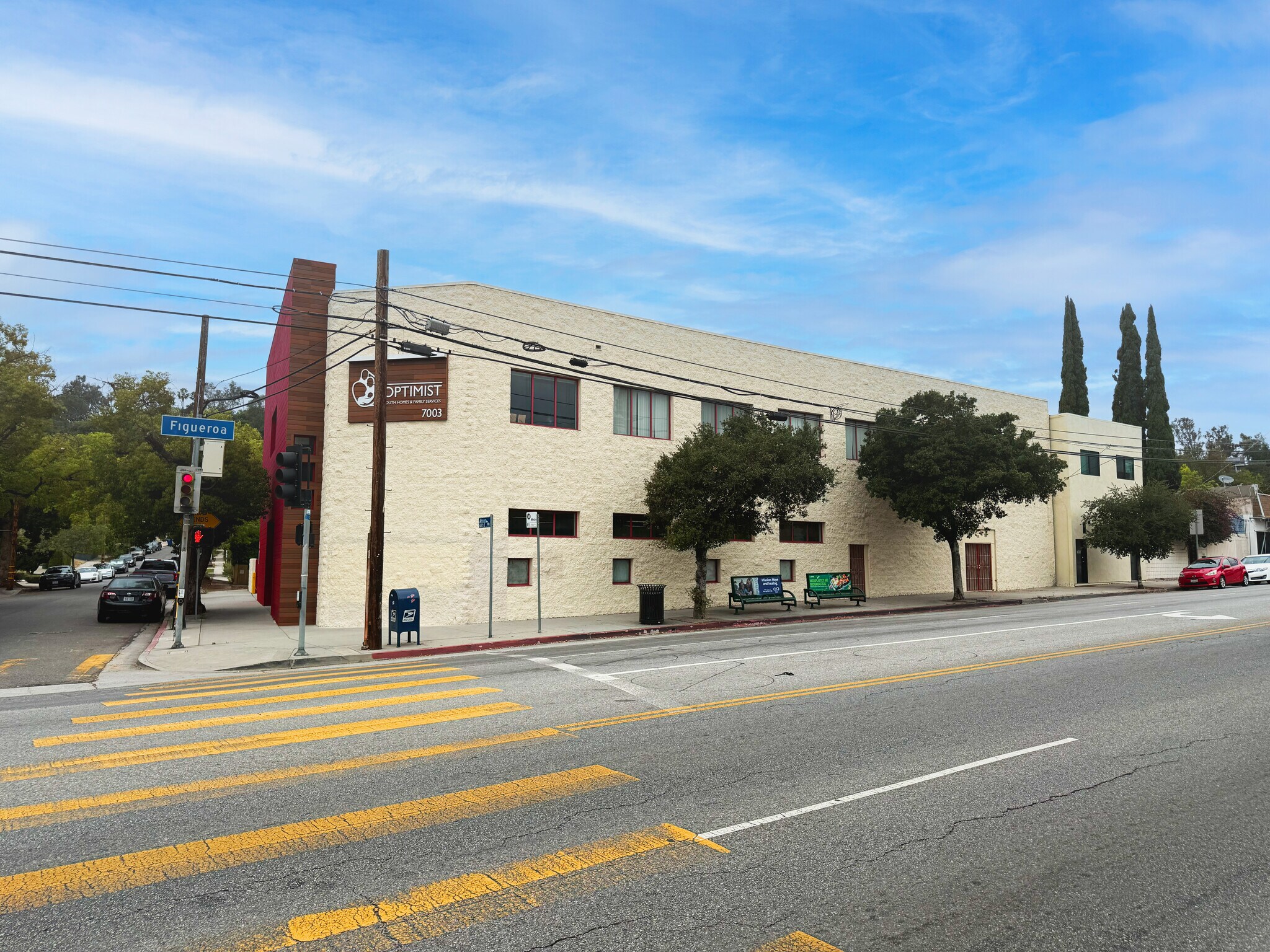 7003 N Figueroa St, Los Angeles, CA à louer Photo de l’immeuble– Image 1 sur 10