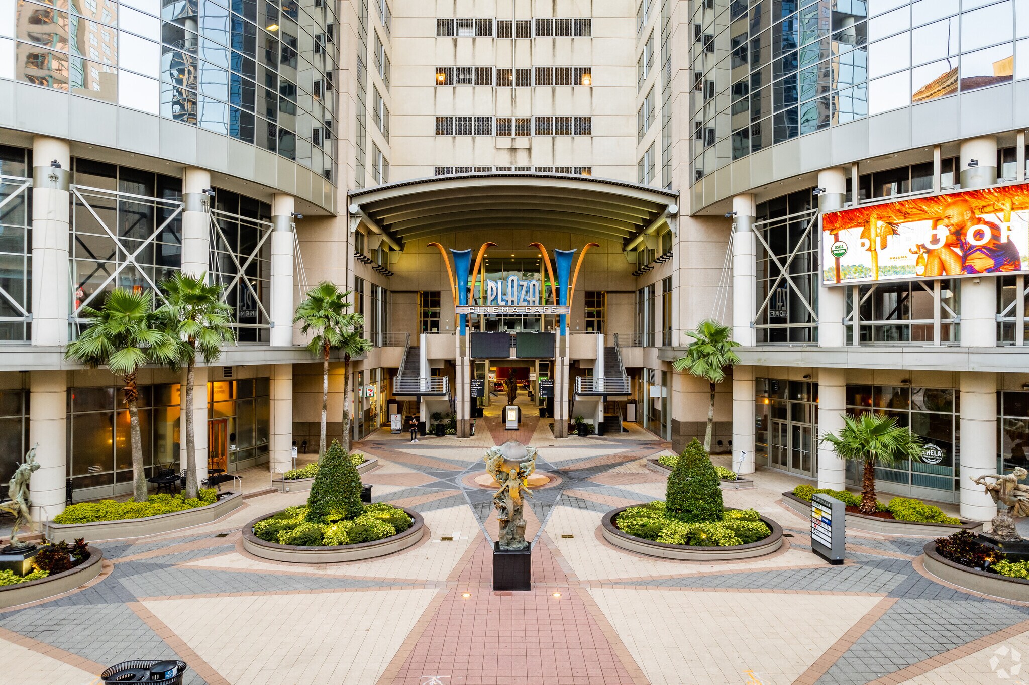 121-189 S Orange Ave, Orlando, FL à vendre Photo de l’immeuble– Image 1 sur 21