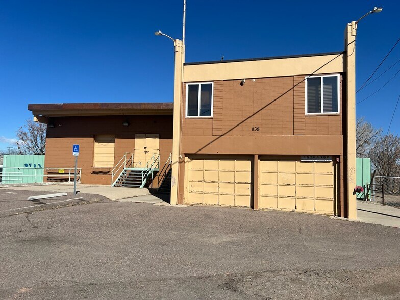 835 E 50th Ave, Denver, CO à louer - Photo de l’immeuble – Image 1 sur 25