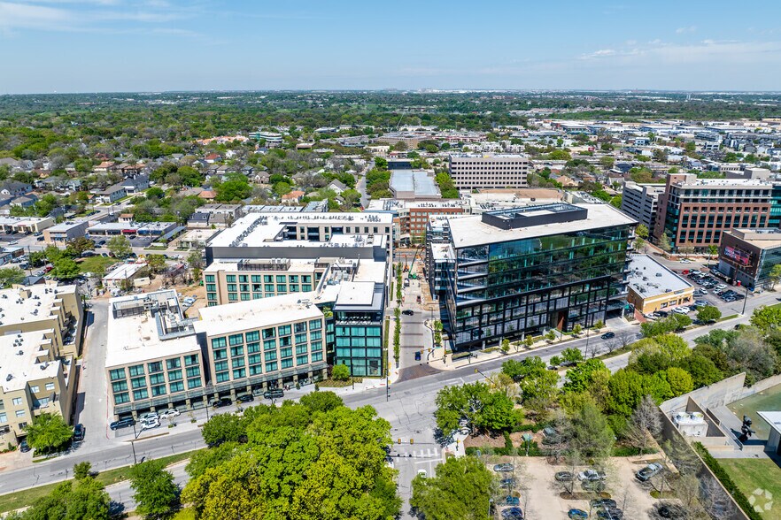 3230 Camp Bowie Blvd, Fort Worth, TX à louer - Photo de l’immeuble – Image 2 sur 8