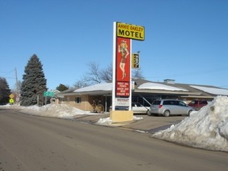 Plus de détails pour 428 Center Ave, Oakley, KS - Hôtellerie à vendre