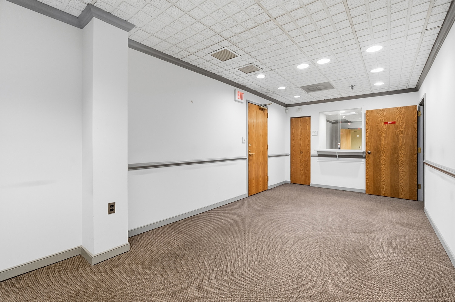 6196 Oxon Hill Rd, Oxon Hill, MD à louer Photo intérieure– Image 1 sur 13