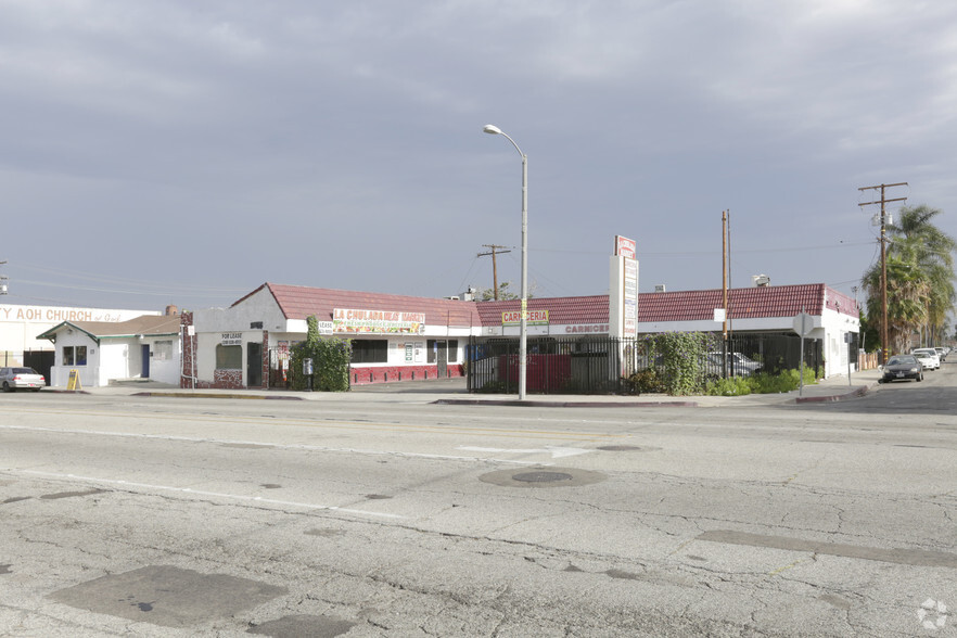 851 E Compton Blvd, East Rancho Dominguez, CA à louer - Photo de l’immeuble – Image 2 sur 3