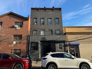 Plus de détails pour 2104 Hughes Ave, Bronx, NY - Logement à vendre