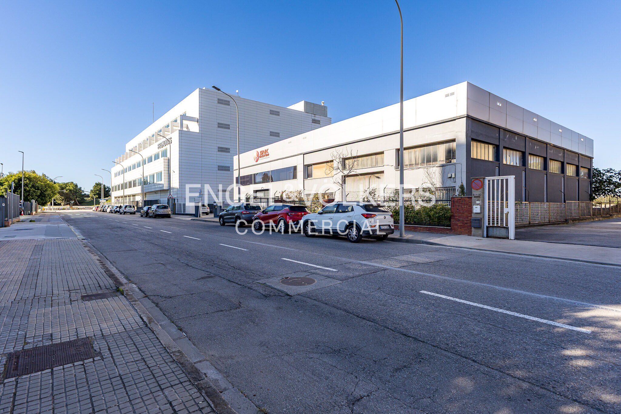 Industriel/Logistique dans El Prat de Llobregat, Barcelona à vendre Photo principale– Image 1 sur 17