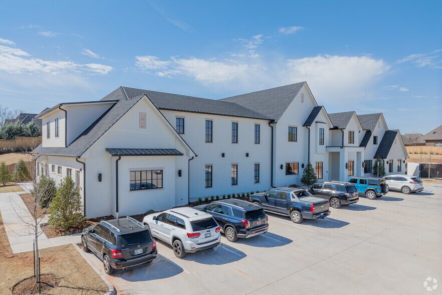 3030 NW 164th, Edmond, OK à louer - Photo principale – Image 1 sur 8