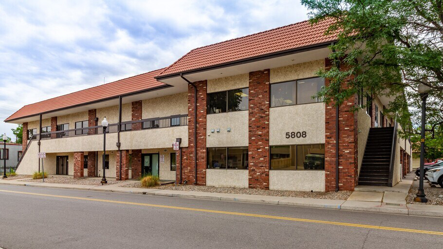 5808 S Rapp St, Littleton, CO à louer - Photo de l’immeuble – Image 1 sur 7
